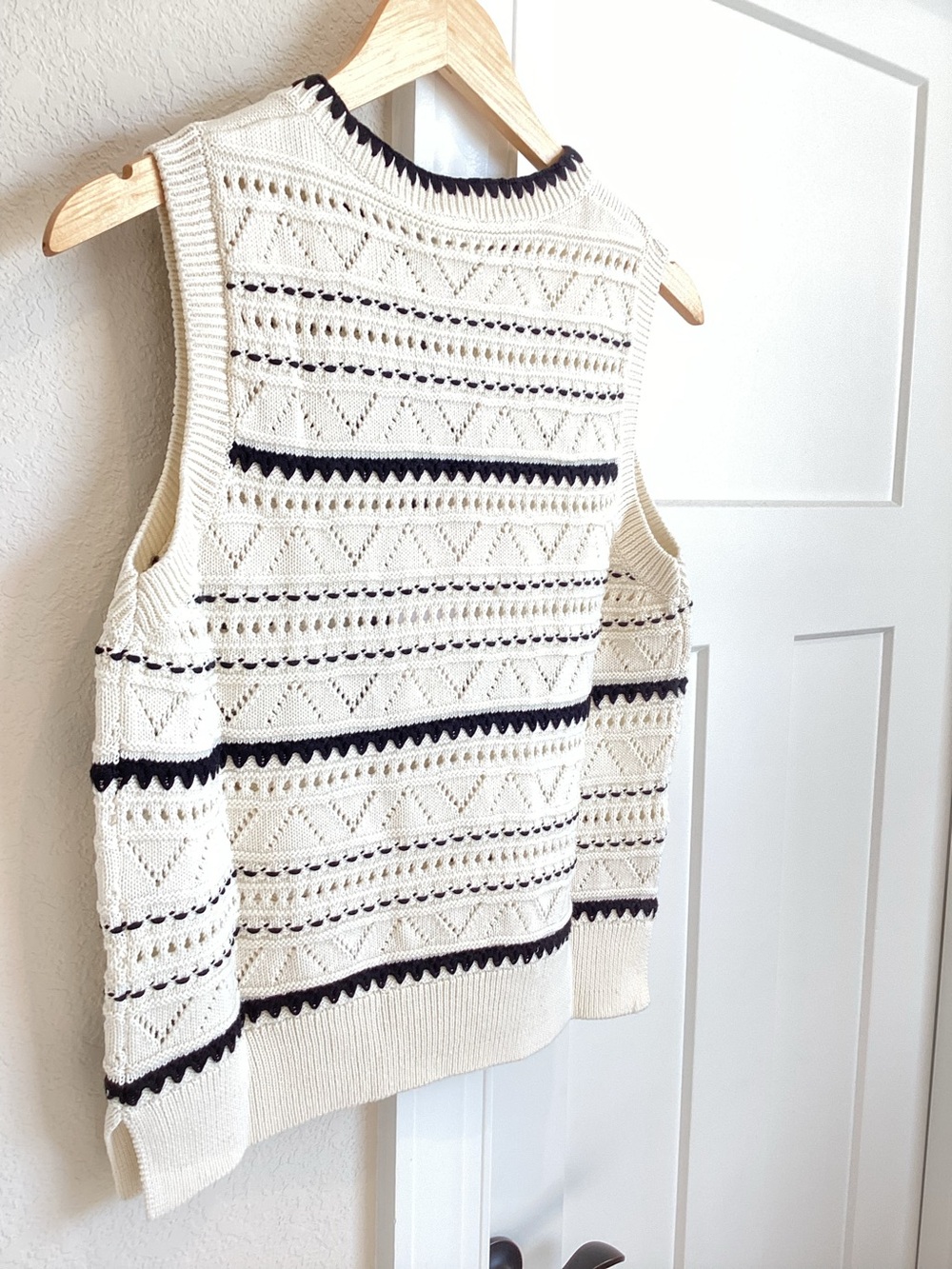 Varley Sleeveless Pointelle Sweater Vest Athena Knit New Small Anthropologie - Picture 6 of 10